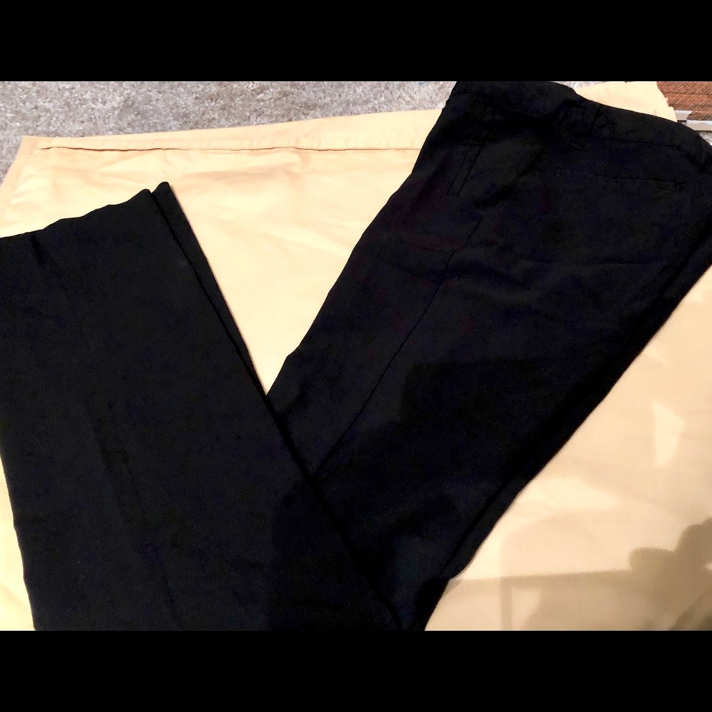 Skinny trousers.                                 2